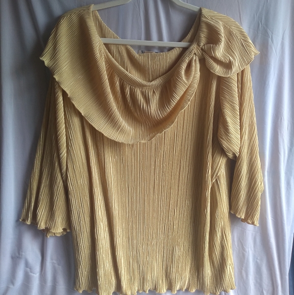 Dressbarn- top - Picture 2 of 4